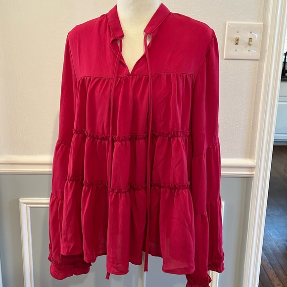 Like new pink ruffle blouse with flowy long sleeves - size small - Picture 1 of 9